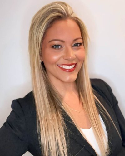 Lindsey Fricks, Loan Officer at Cornerstone First Mortgage